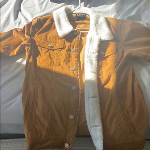 Jean jacket with fur